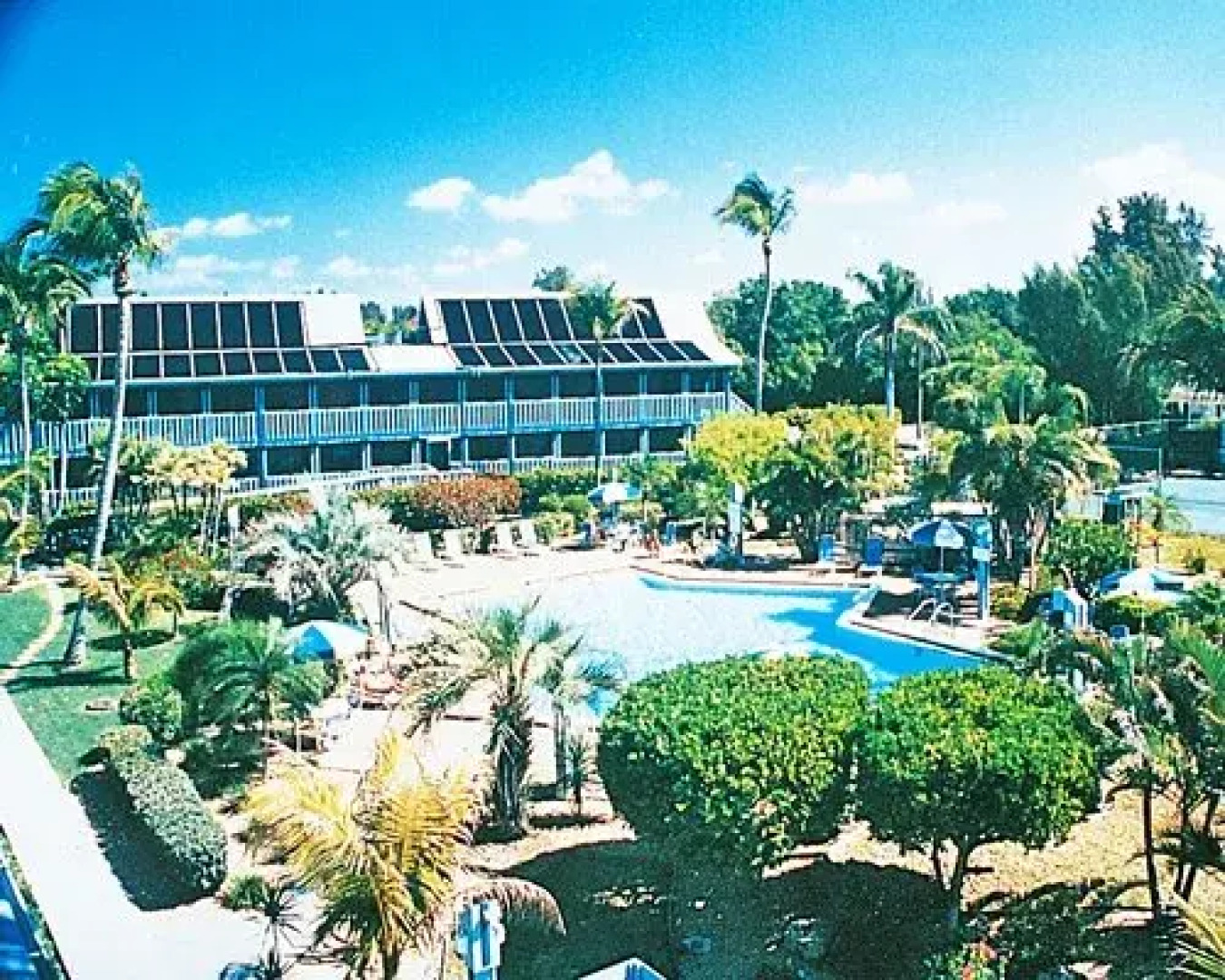 Surfrider Beach Club