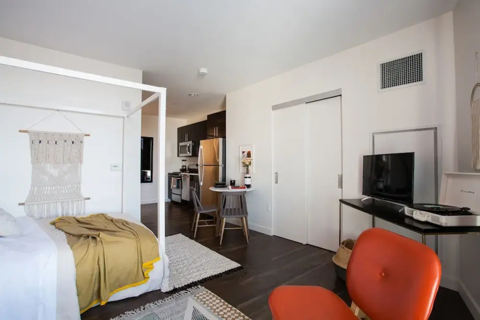 Stylish Studio in Alston by Namastay