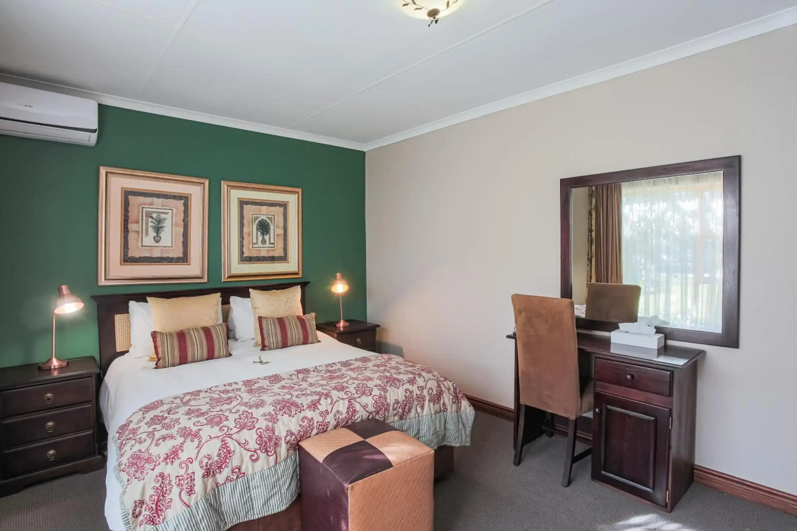 Sunninghill Guest Lodge