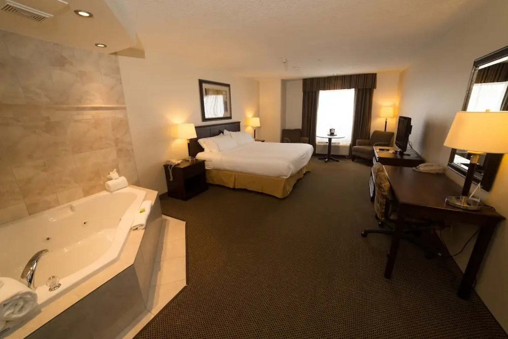Holiday Inn Express Hotel & Suites WHITECOURT, an IHG Hotel