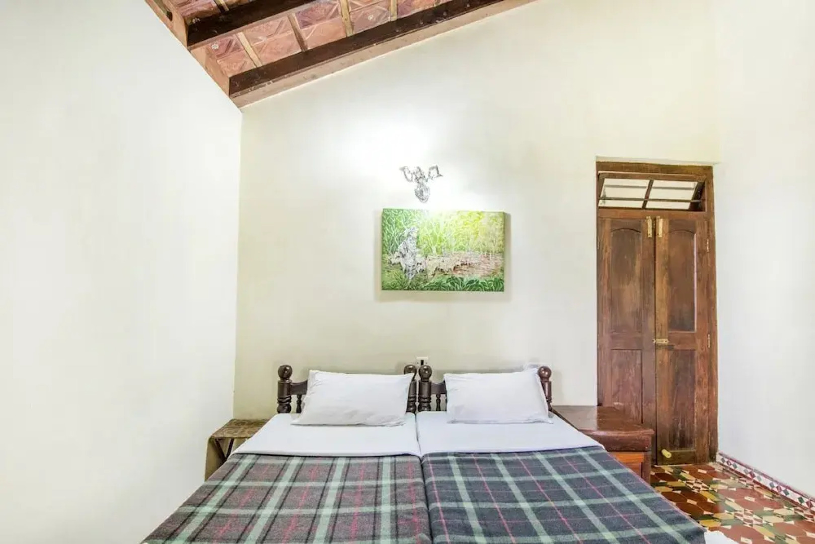 GuestHouser 1 BR Boutique stay ce2d