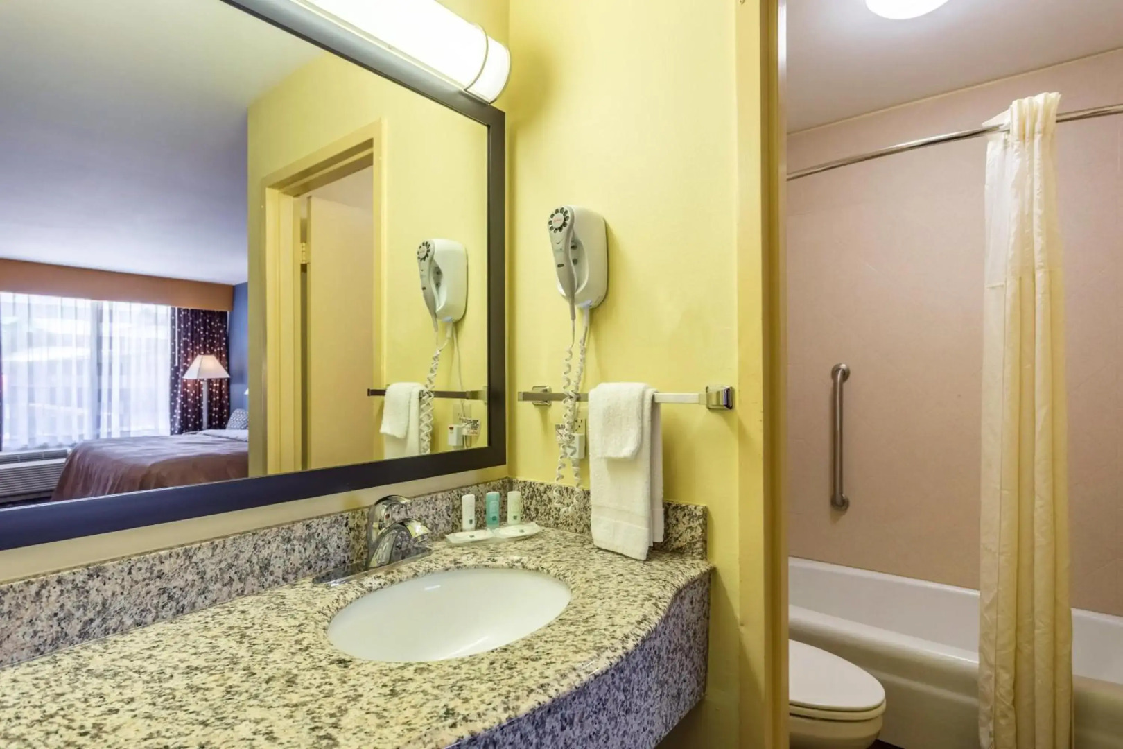 Quality Inn & Suites Baton Rouge West – Port Allen
