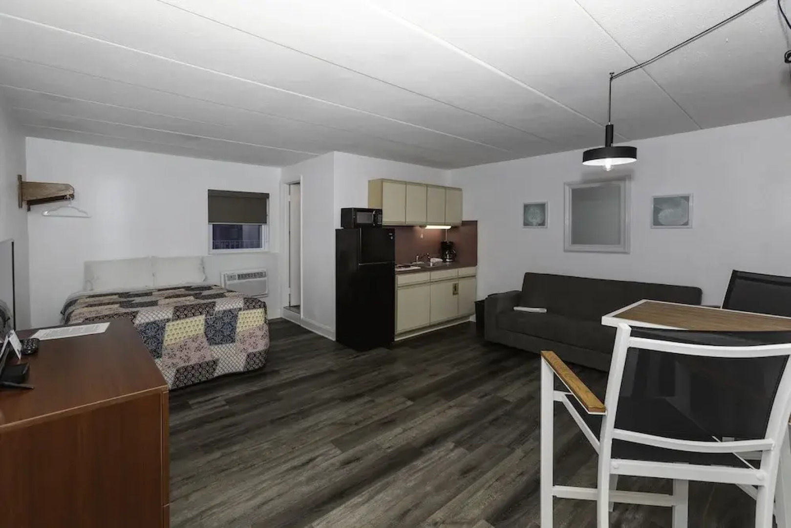 Alante Oceanfront Motel