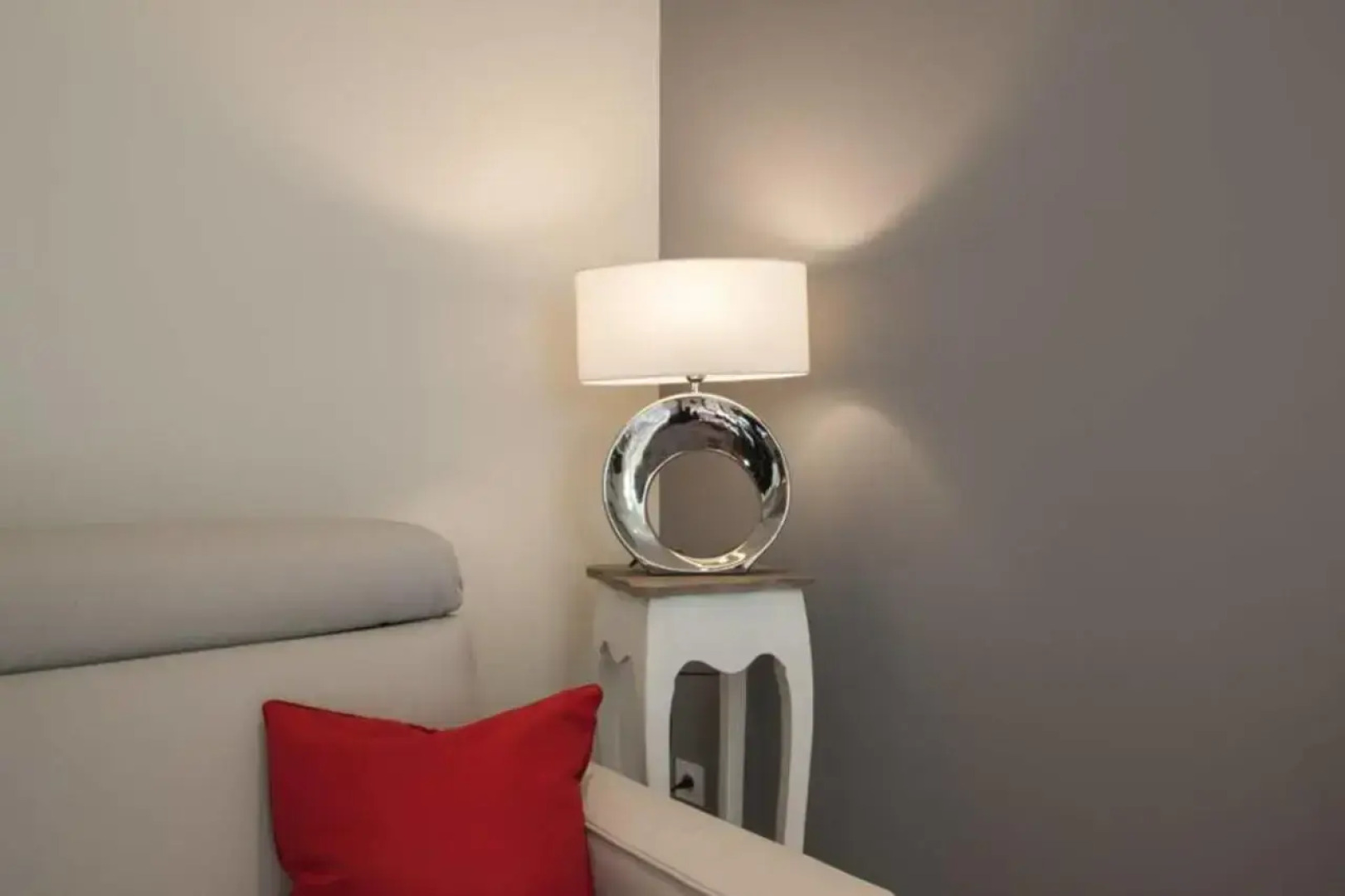 T2*** haut de gamme avec vue bassin