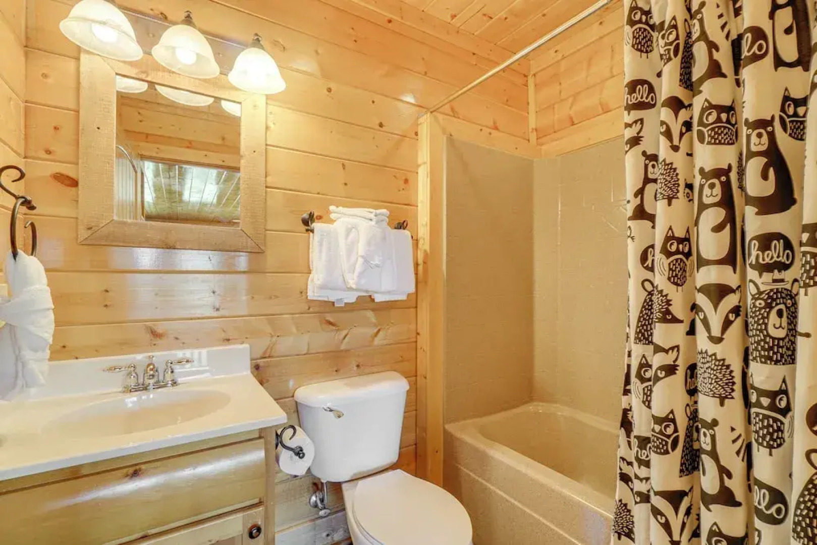 'mountain Dreams' Cabin: Hot Tub, Sauna & Views!