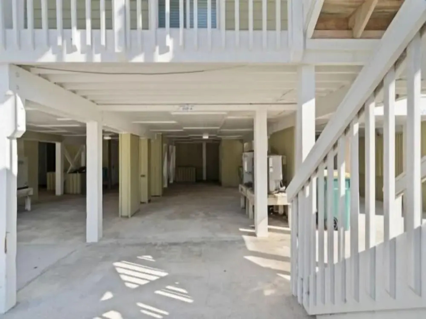 Turtle Cove 2 Bedroom Condo by RedAwning