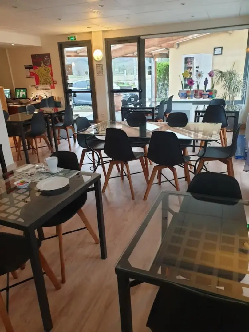 FASTHOTEL LE RALE DES GENETS - Un hôtel FH COLLECTION