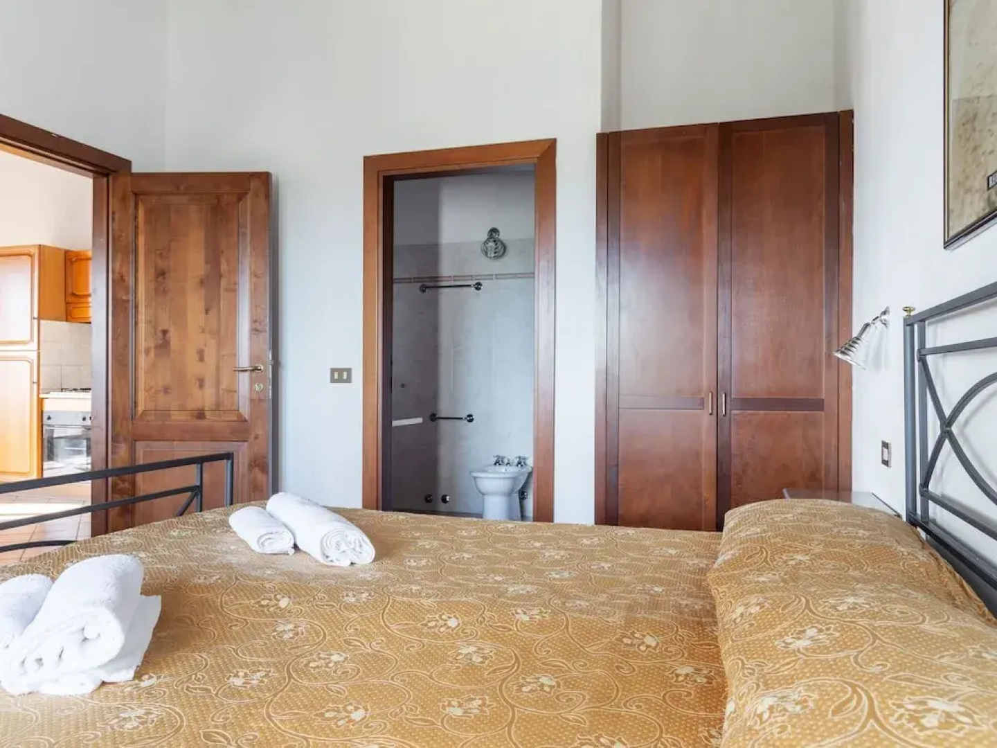 Valley-view Holiday Home in Montelparo With Pool & Garden