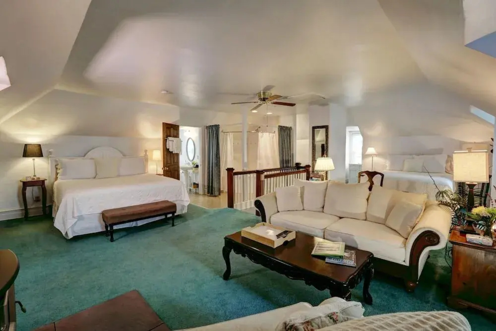 Olde Square Inn Bed and Breakfast