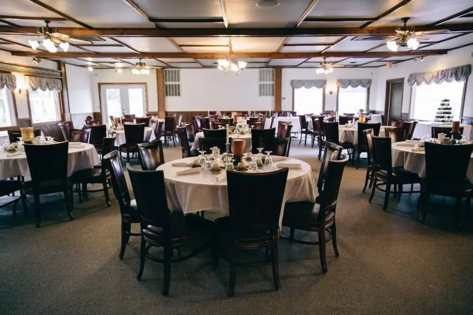 Fannies Supper Club and Motel