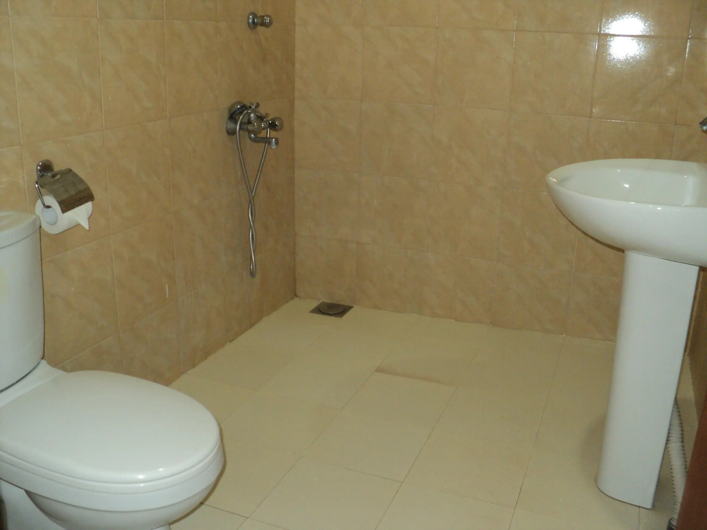 White Sand Beach Inn