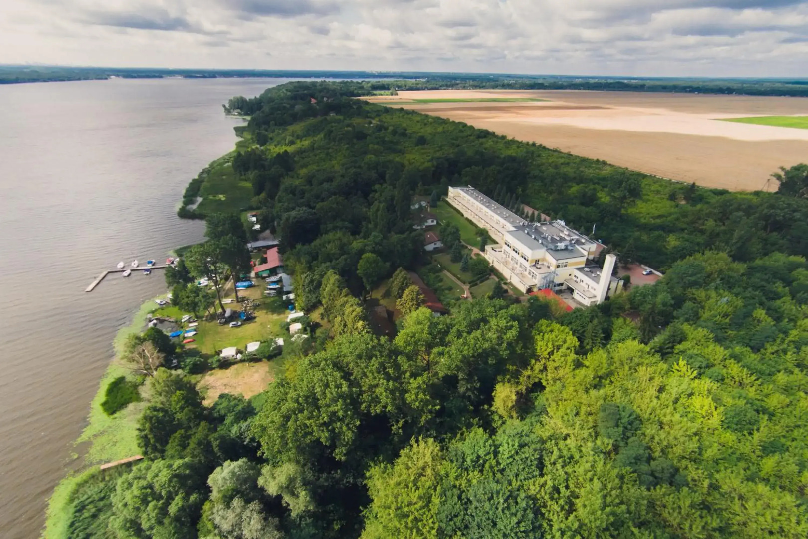 Health & Conference Center Geovita Jadwisin