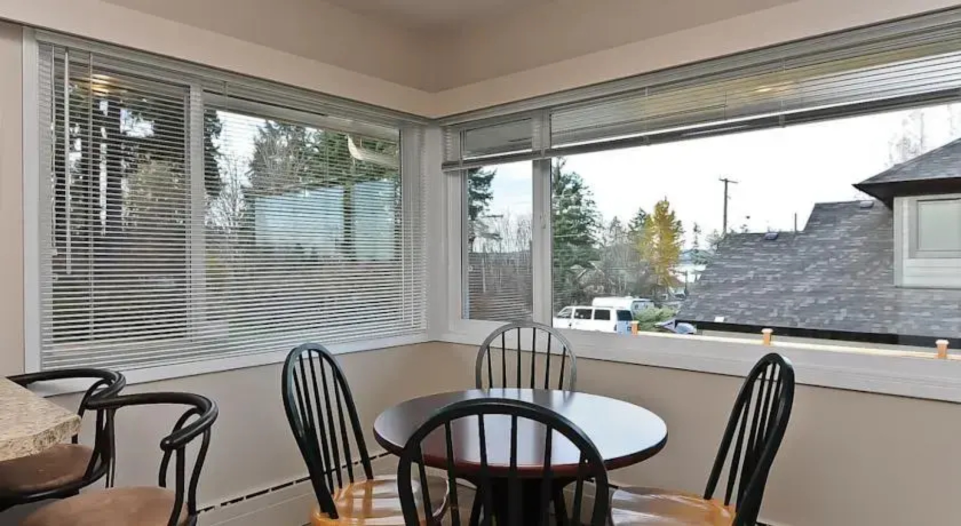 Eaglesview Escape by the Sea Vancouver Island