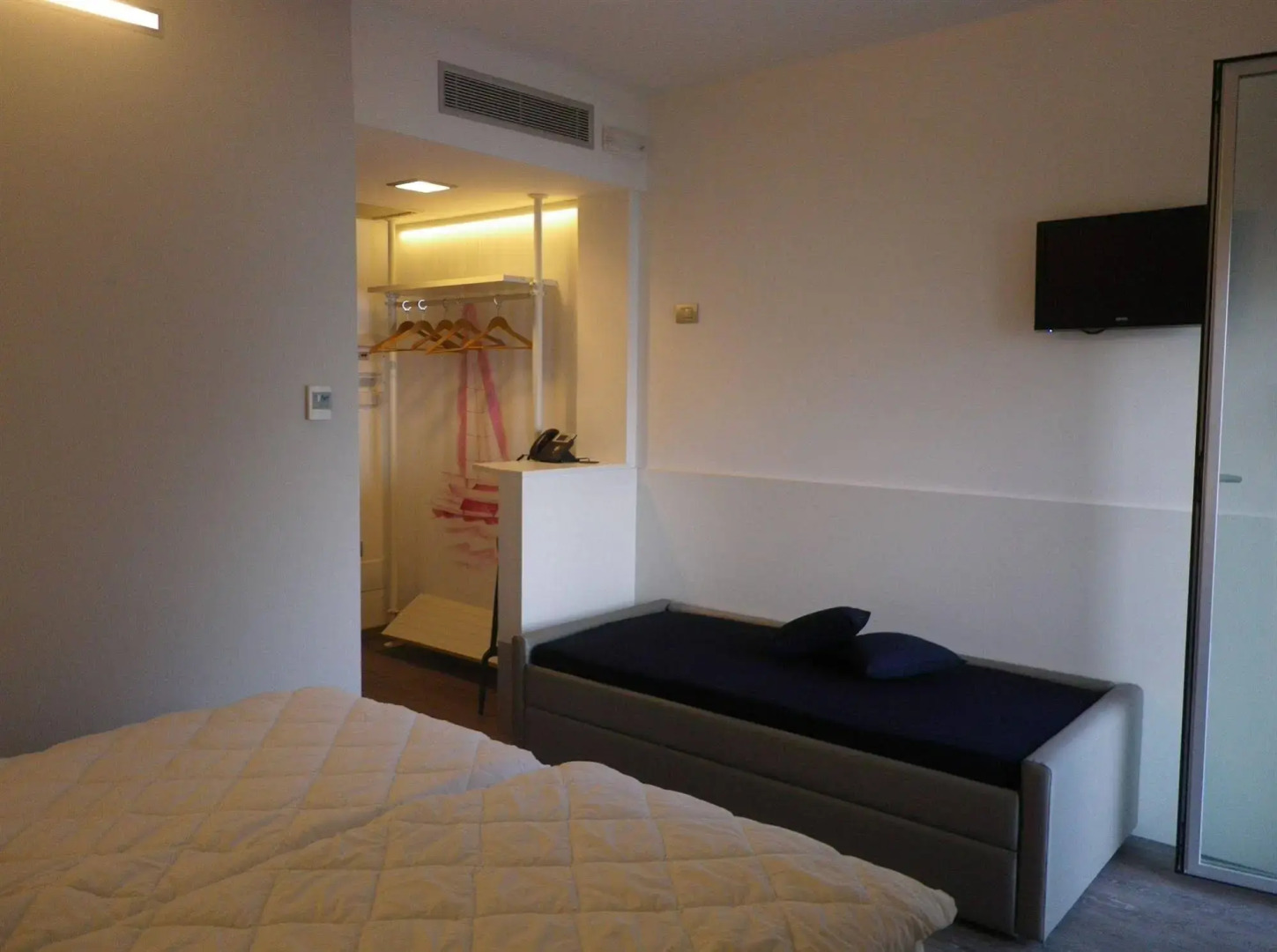 Campione Univela Hostel