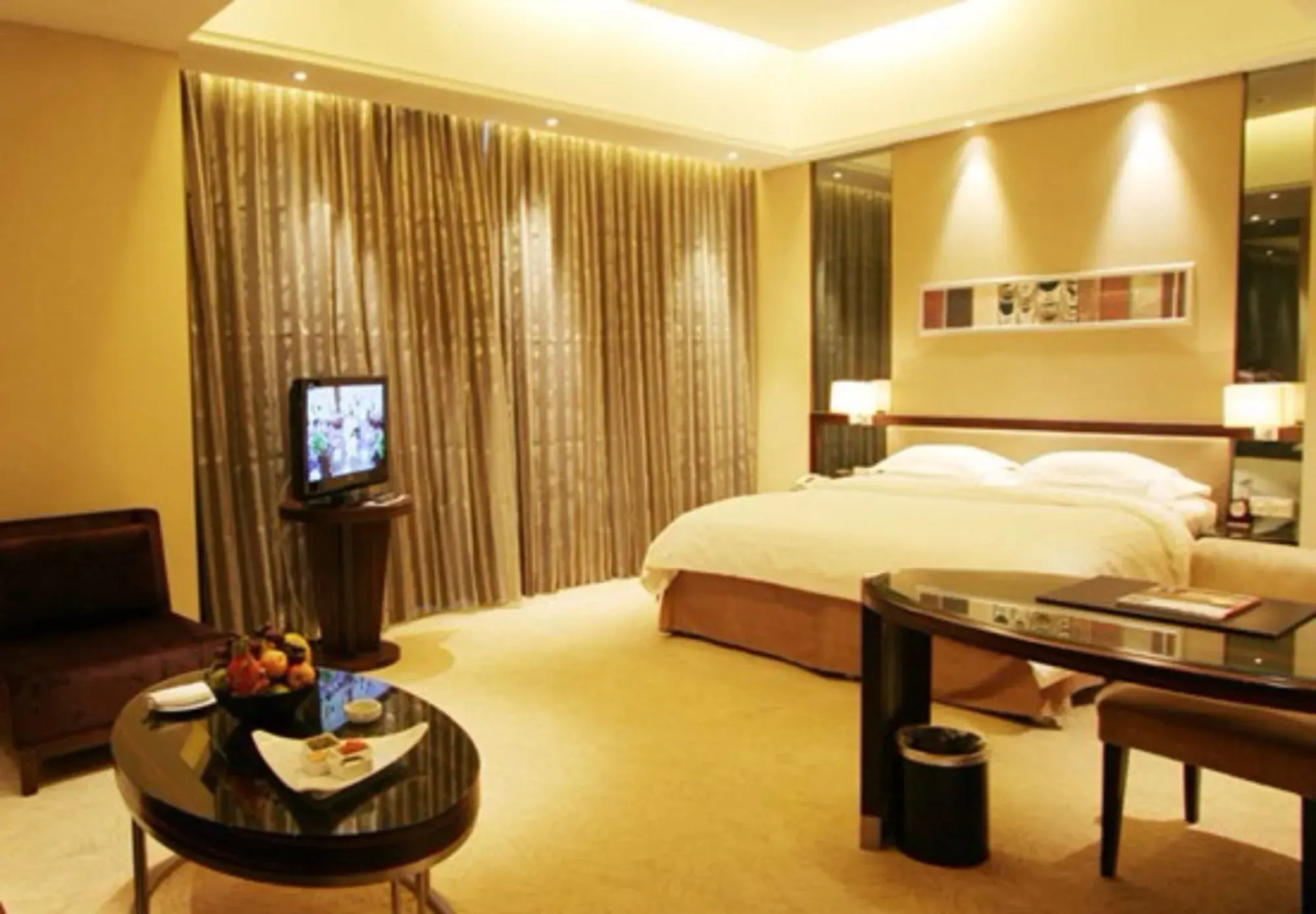 Luxemon Xinjiang Yindu Hotel