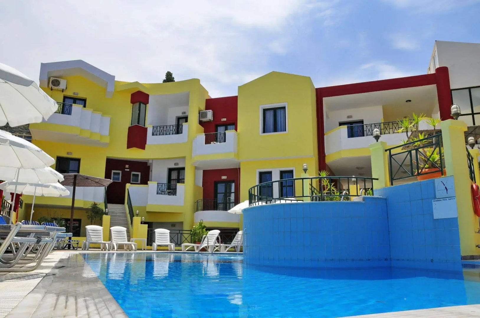 Ariadni Palace Apartments
