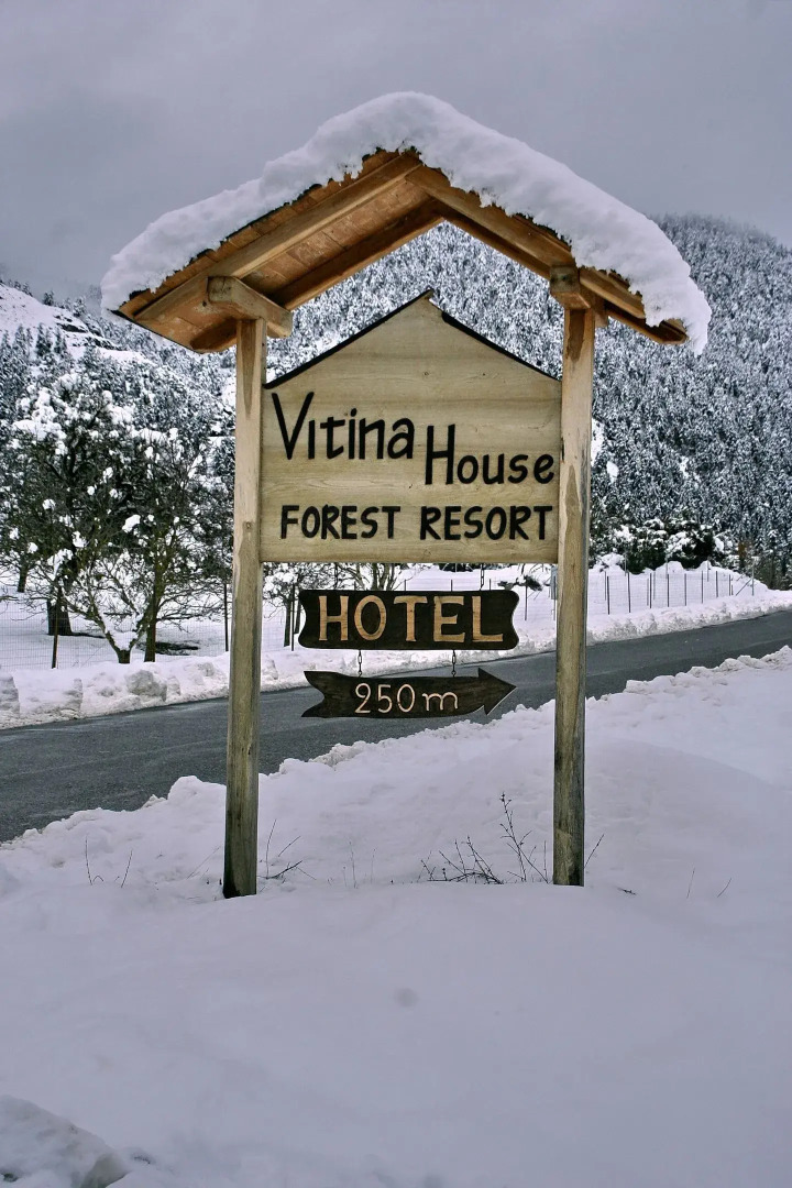 Vitina House Forest Resort