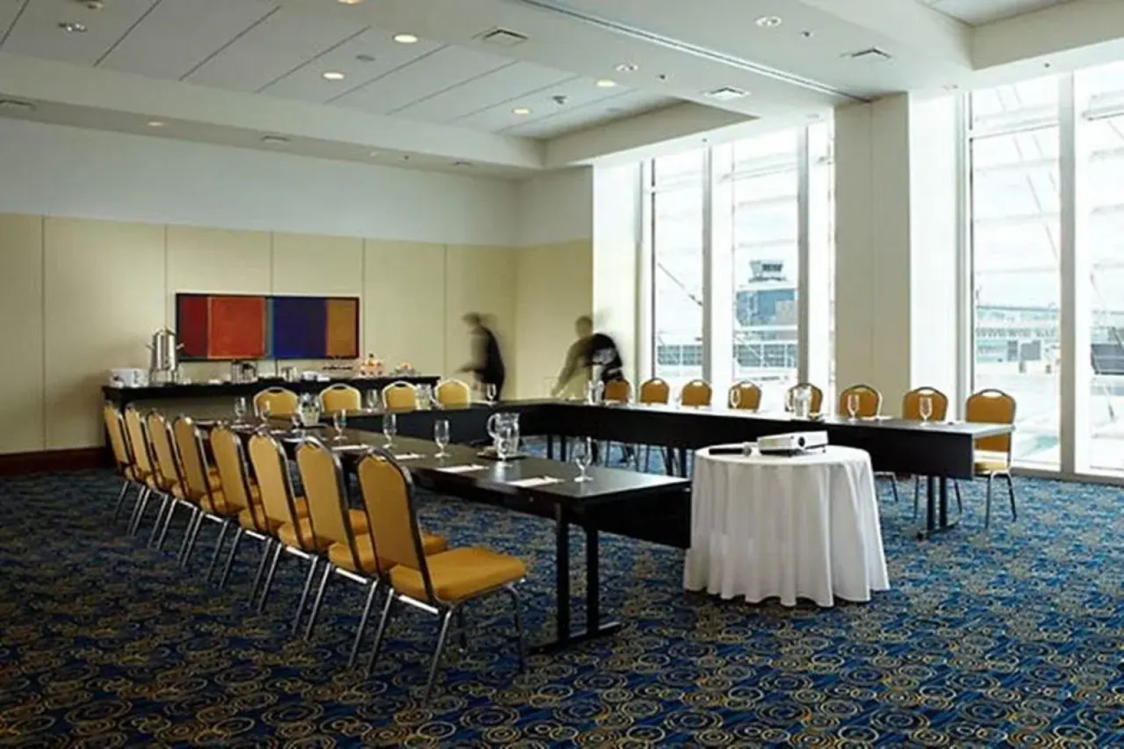 Montreal Airport Marriott In-Terminal Hotel