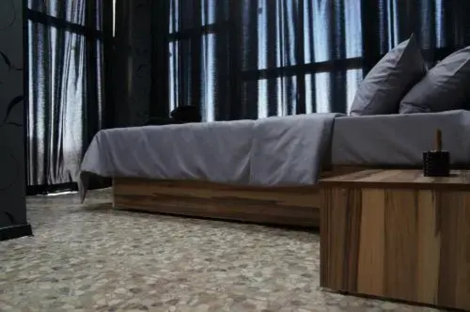 На Лихачева