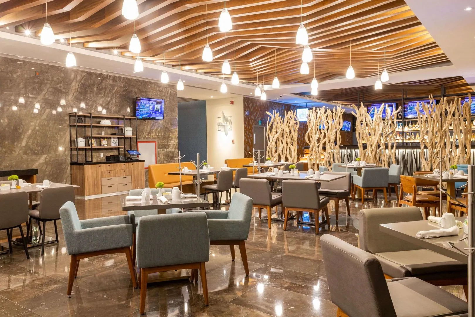 Camino Real Fashion Drive Monterrey