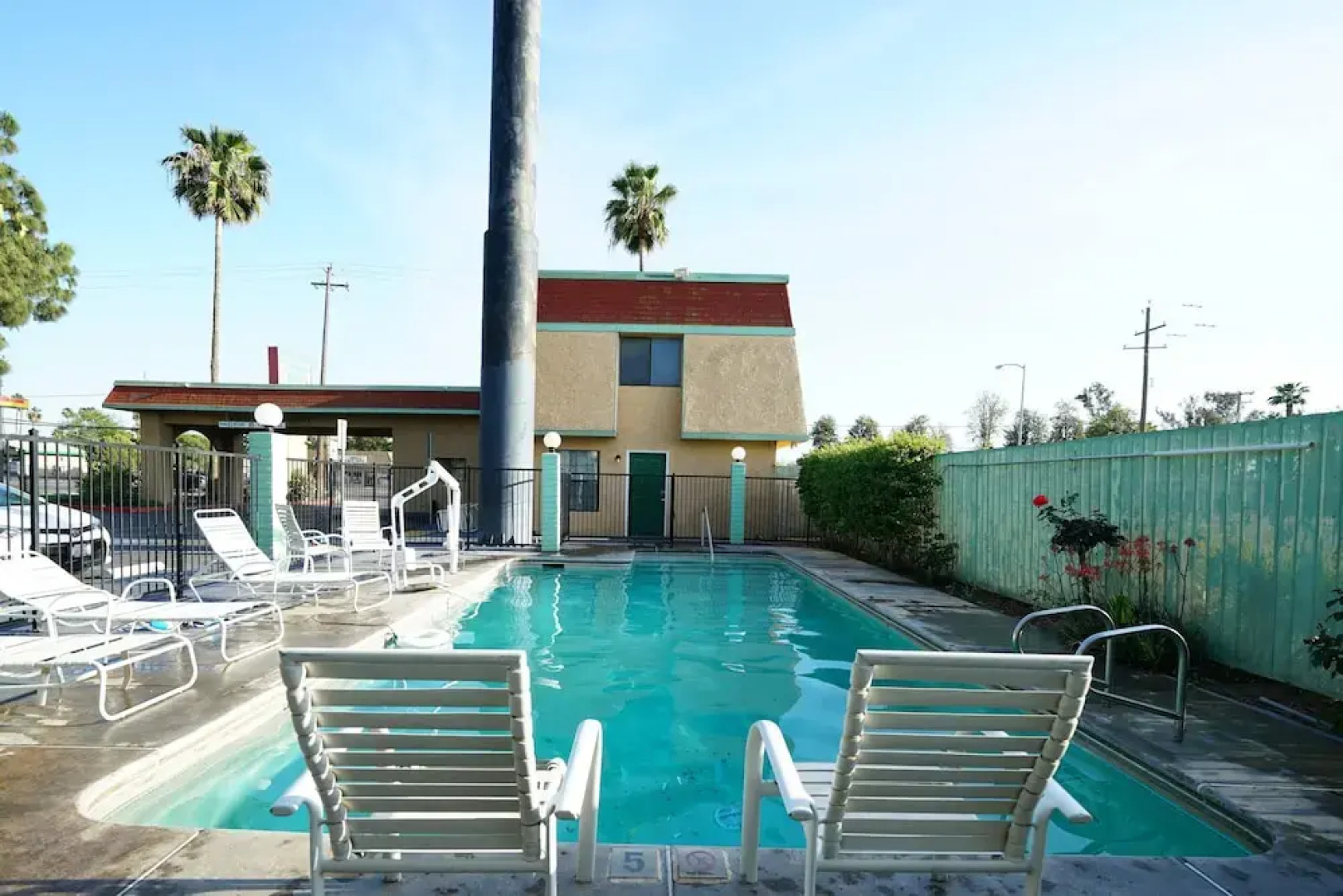 Ambassador Inn Fresno