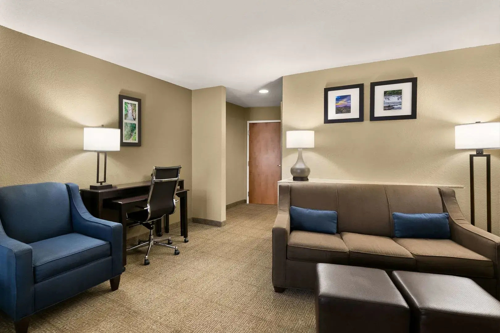 Comfort Suites Commerce