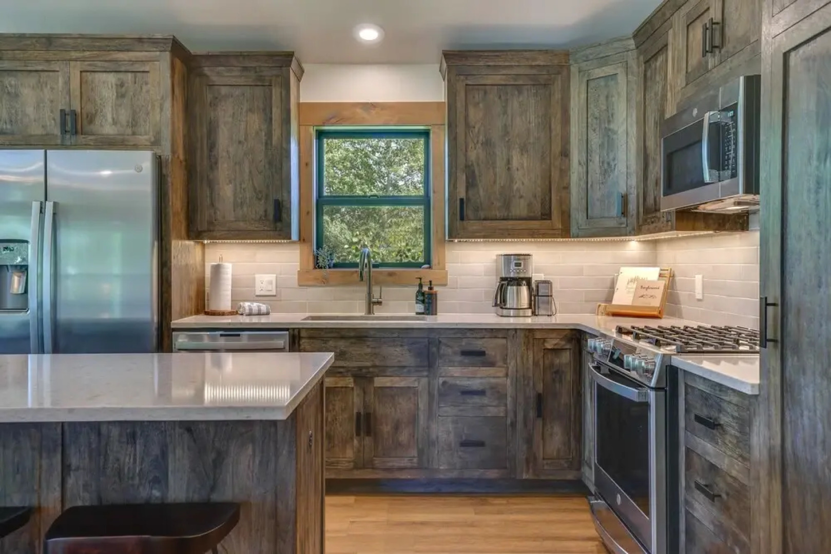 Updated Silverthorne Home w/ Hot Tub & Mtn Views!