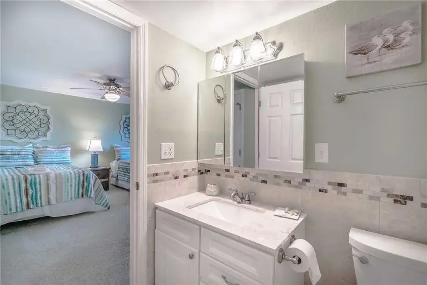 Pointe Condo 201 - Two Bedroom Condo