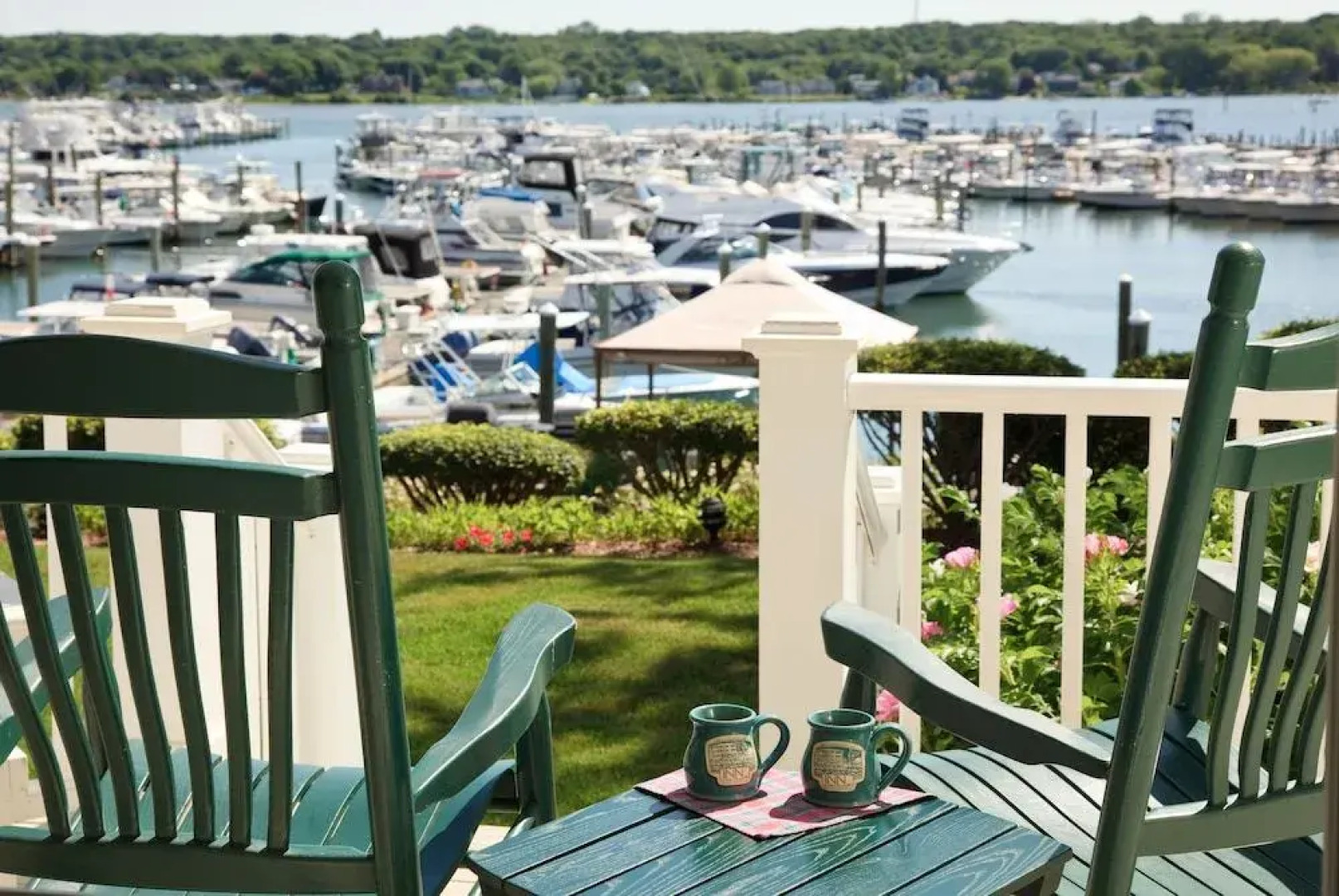 Inn at Harbor Hill Marina