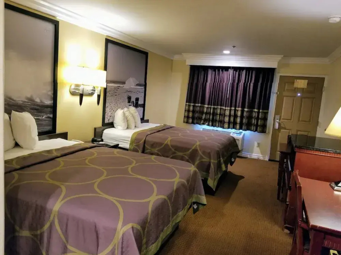 Super 8 By Wyndham Cypress Buena Park Area