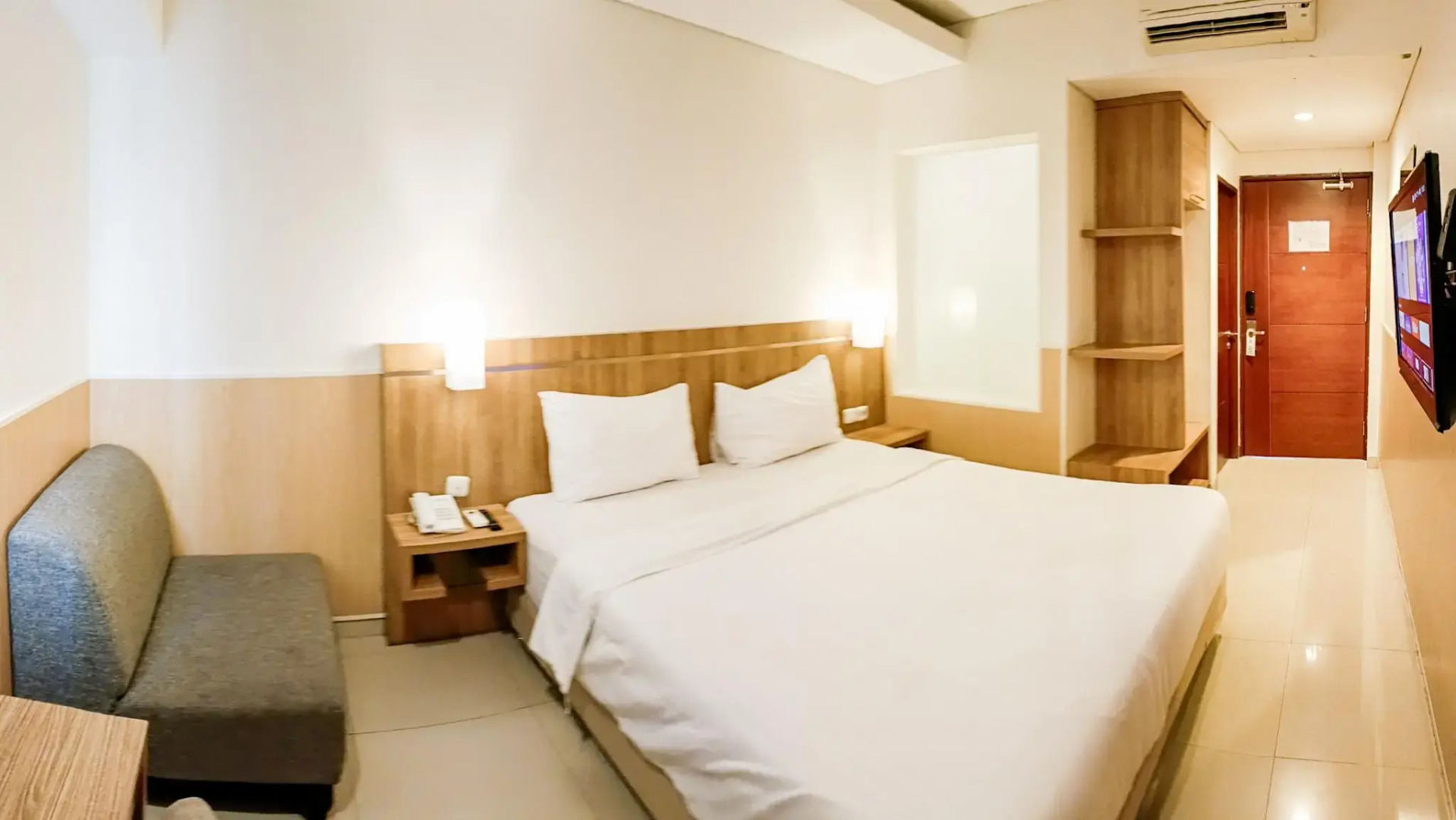 Hotel Bliss Soetta Semarang