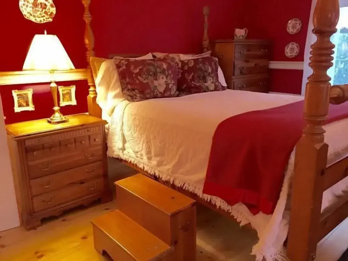 Clamshell By The Sea