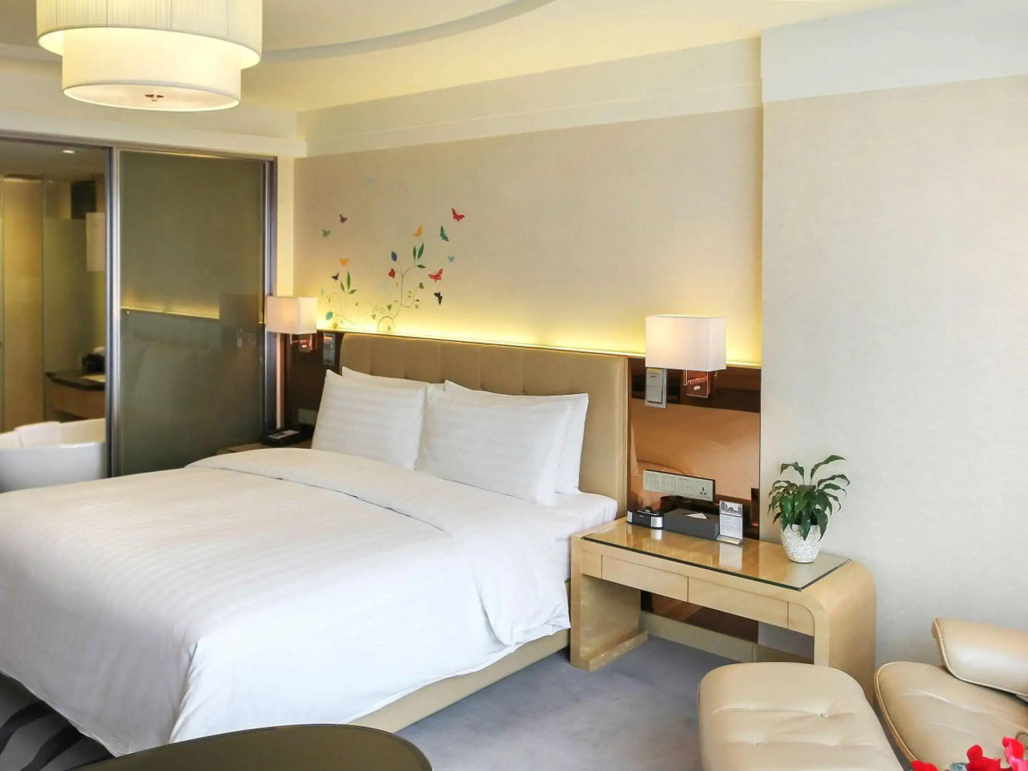 Pullman Linyi Lushang