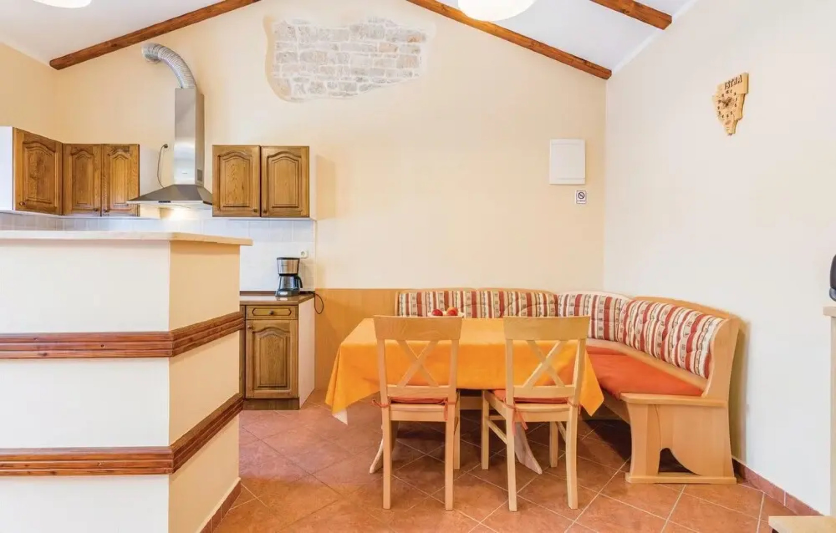 Beautiful Home in Butkovici With Wifi and 2 Bedrooms