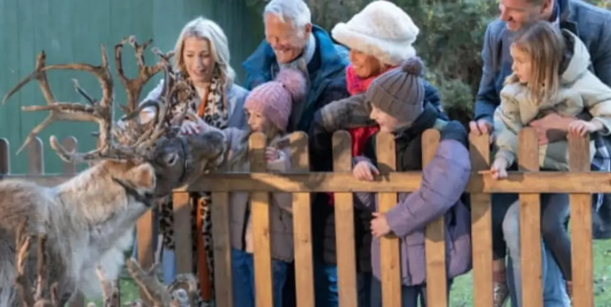 Jonstone Pines Lodge at Cayton Bay Holiday Park