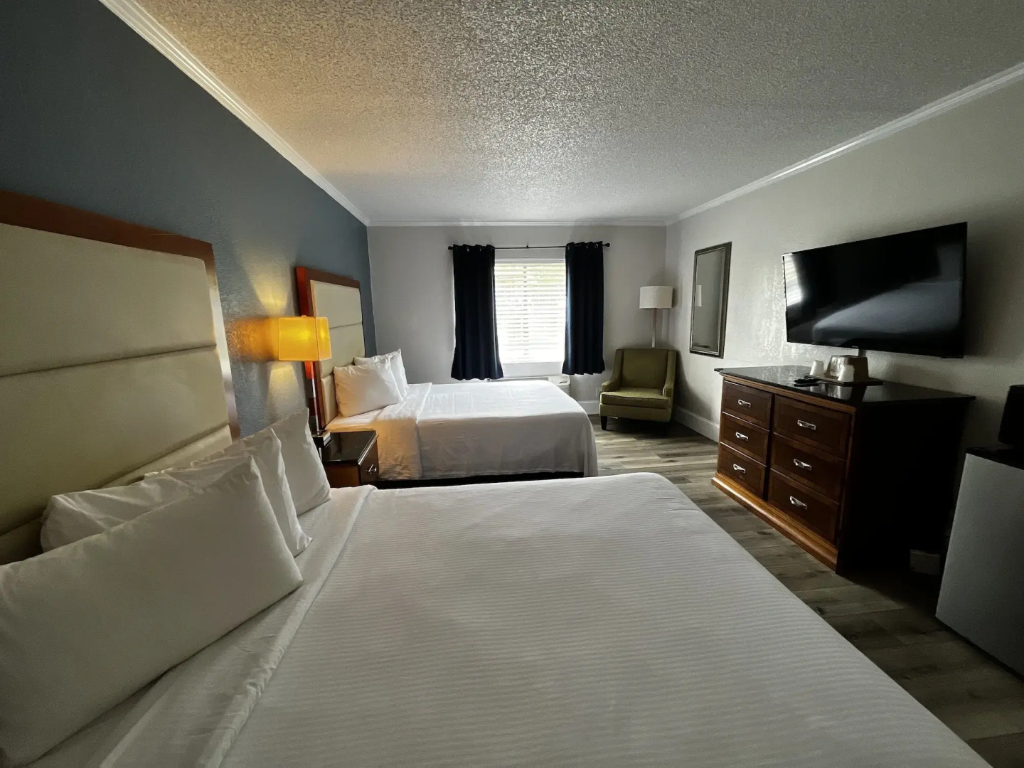 At Home Inn & Suites