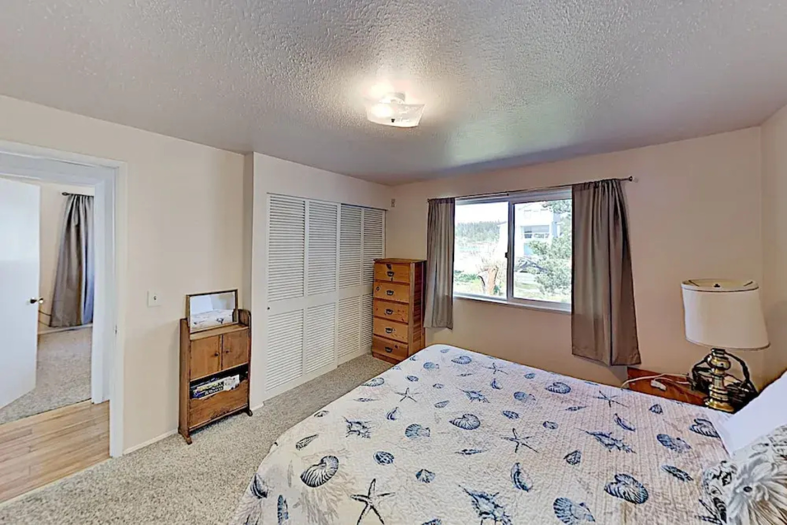 Beachfront Gem In Coupeville 3 Bedroom Home