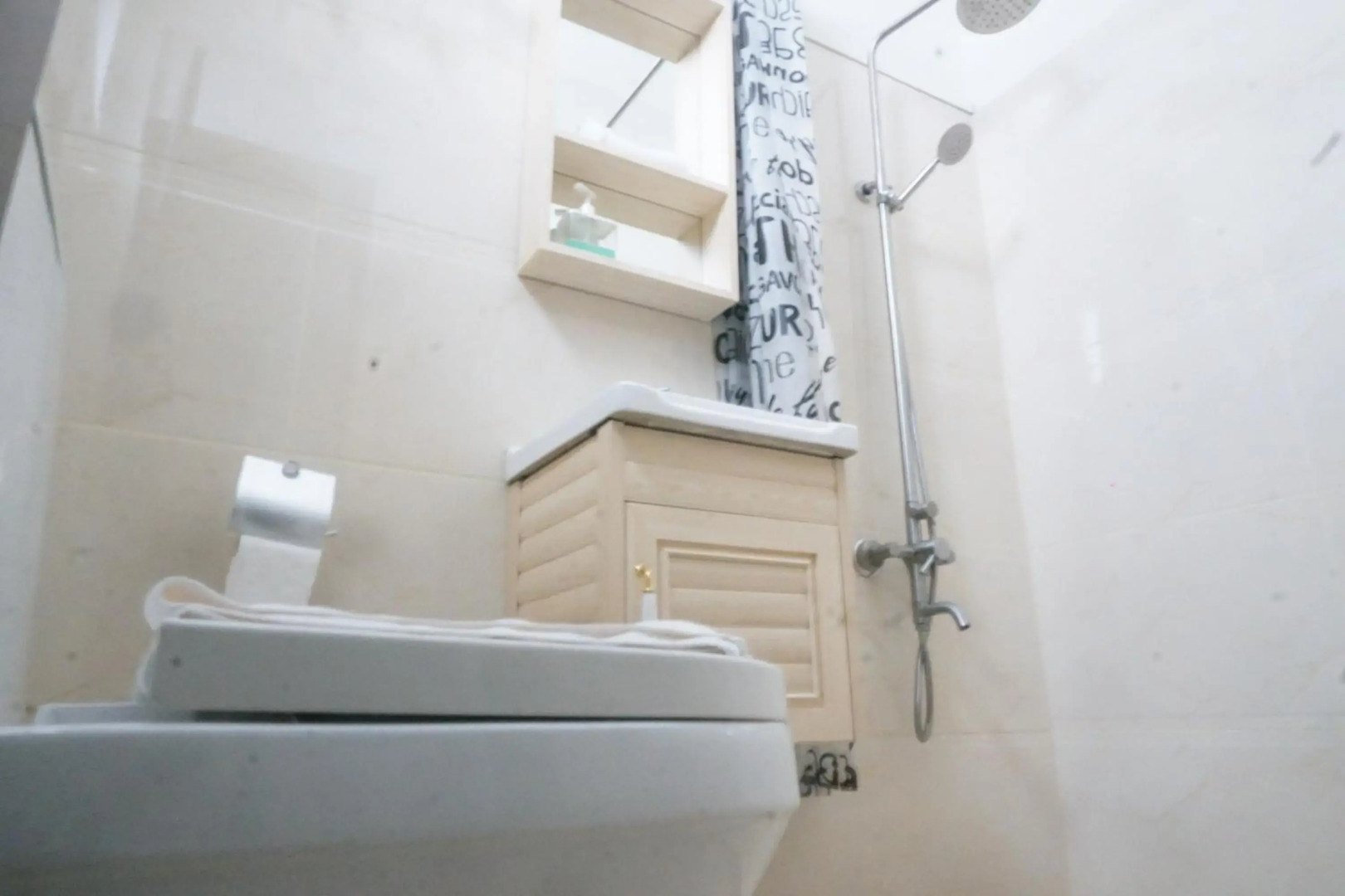 Happy Ours Guesthouse