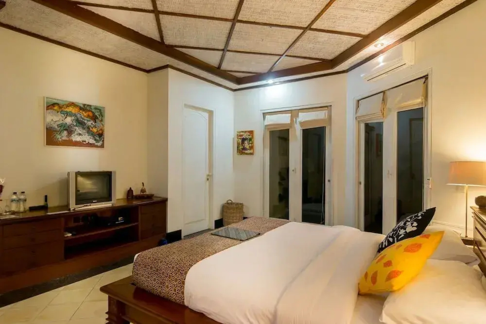 Gajah Biru Bungalows Hotel