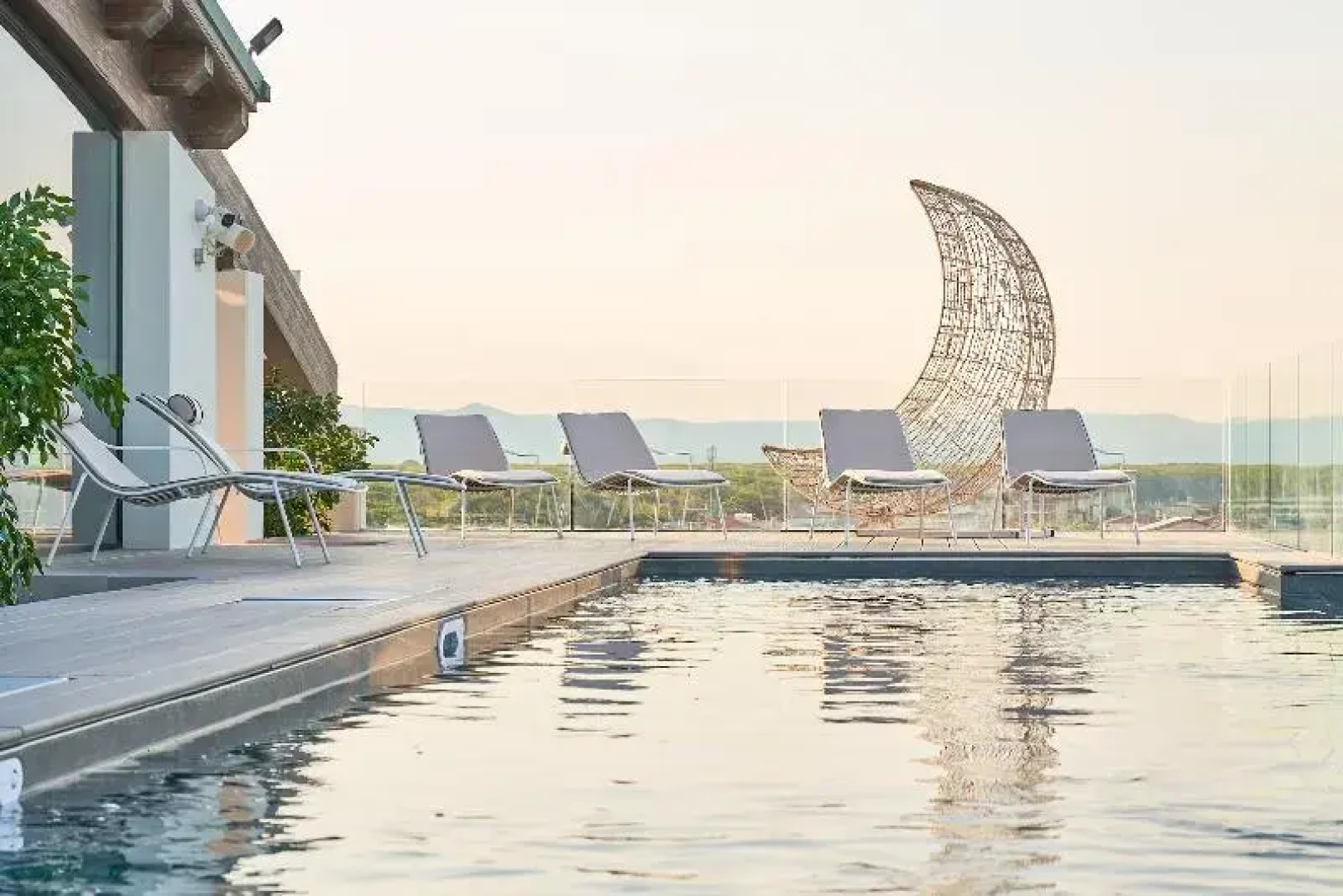 Palace Lido Hotel Suites