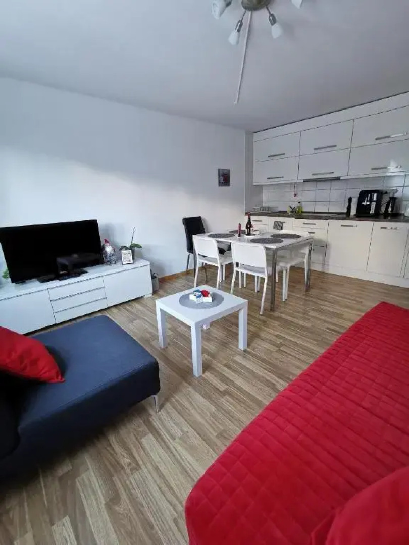 4P Apartment