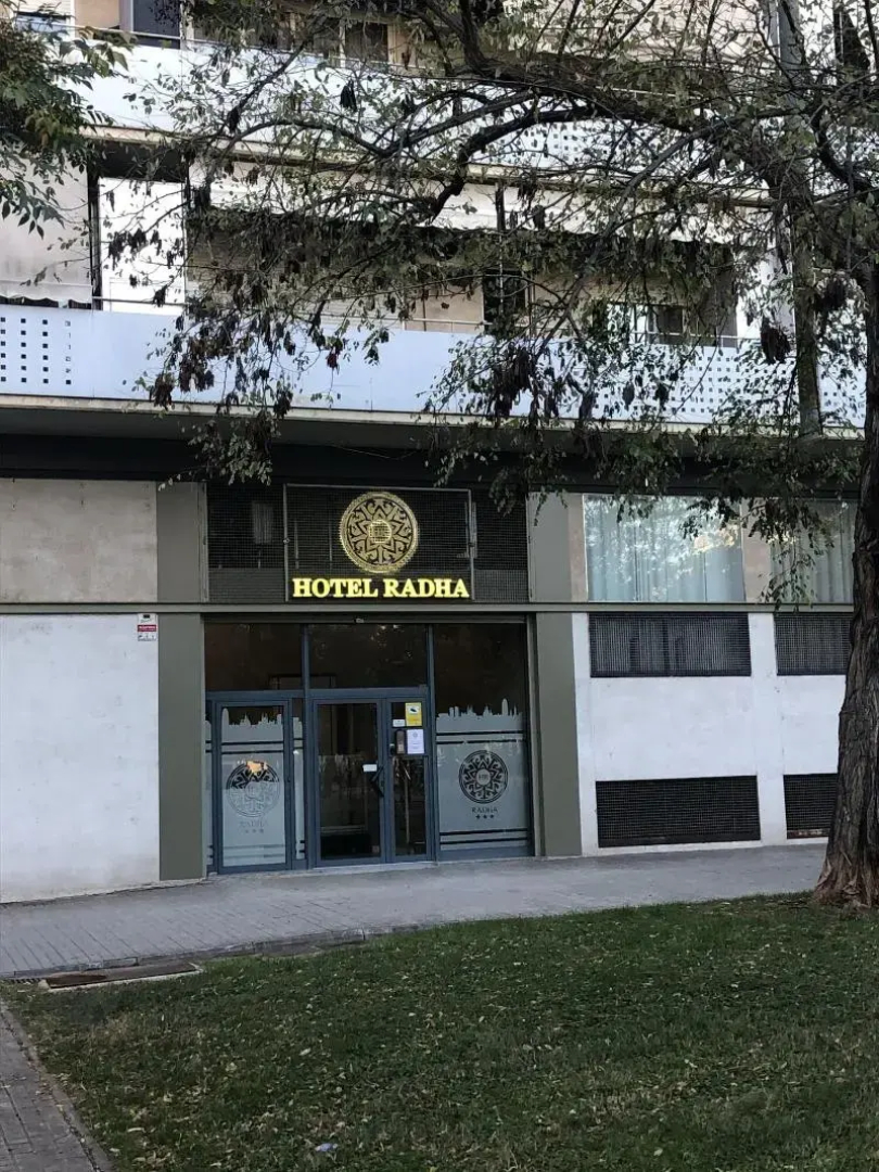 Hotel Radha