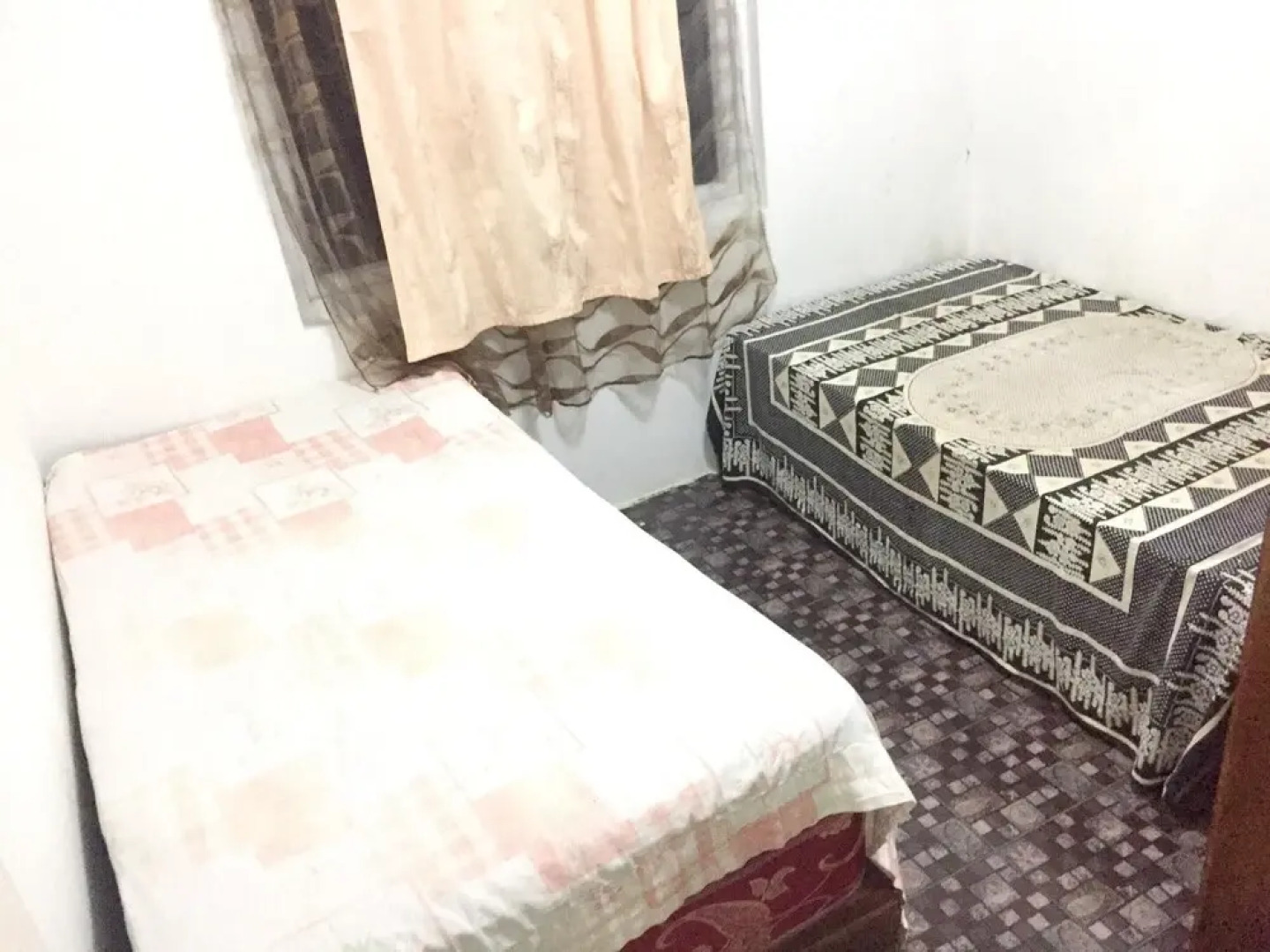 House With in Pereybere With Pool Access and Enclosed Gard