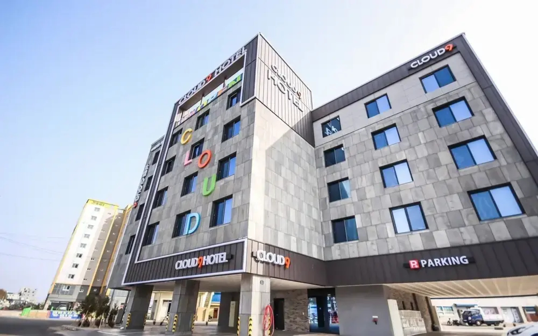 Yeongdeok Gangguhang Cloud Hotel