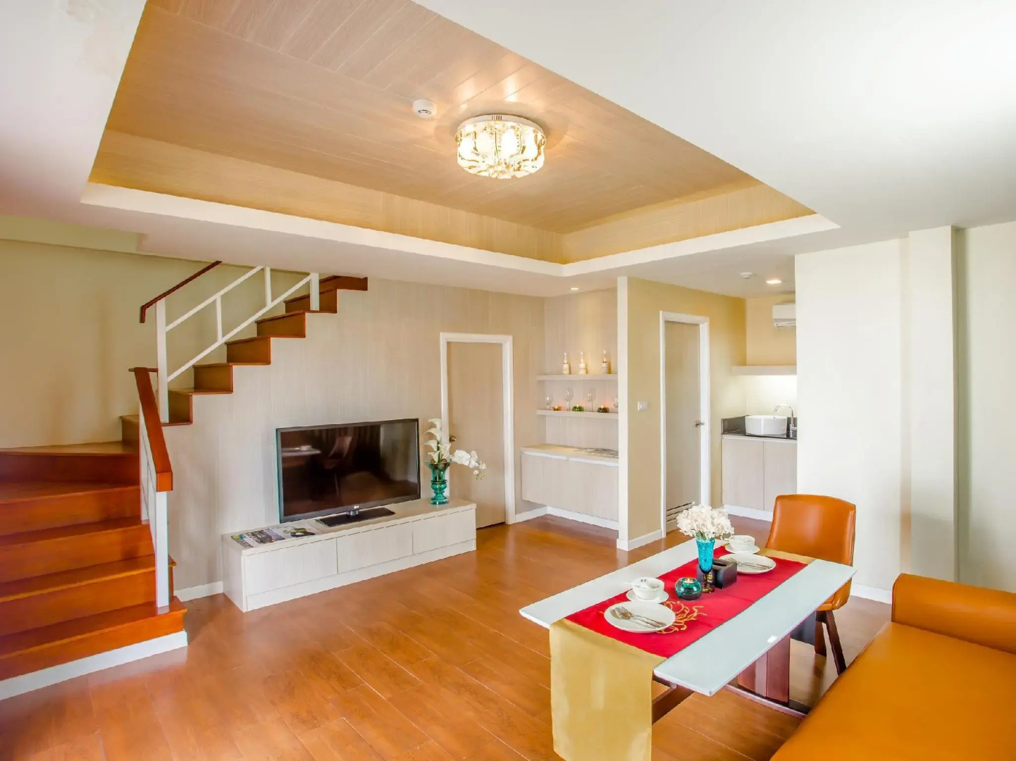 Saint Tropez Beach Resort Hotel