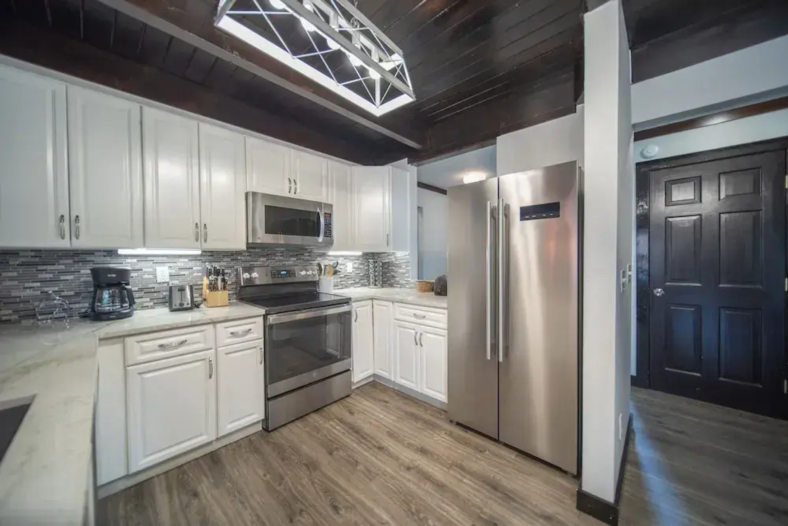 Tennis Townhomes 1323