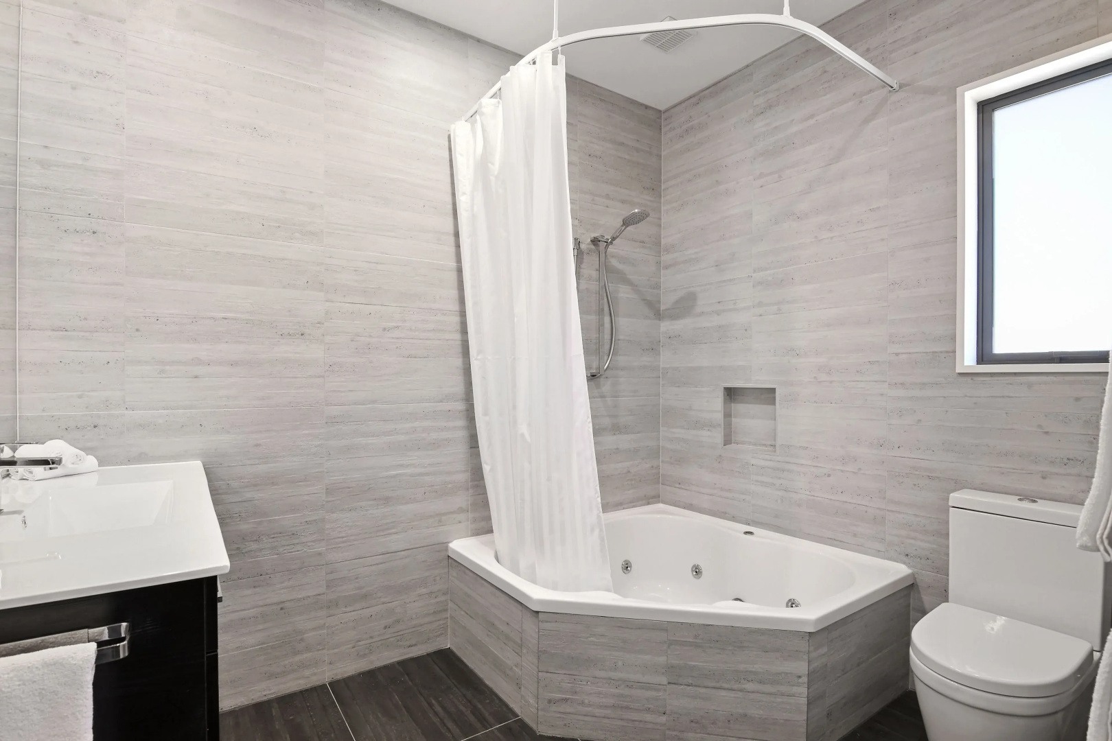 Grand Suites Murchison