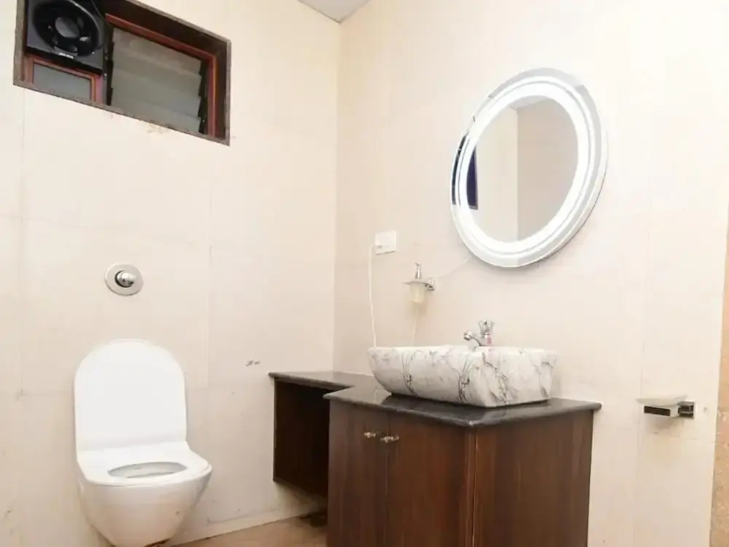 Waves and Vibes Resort