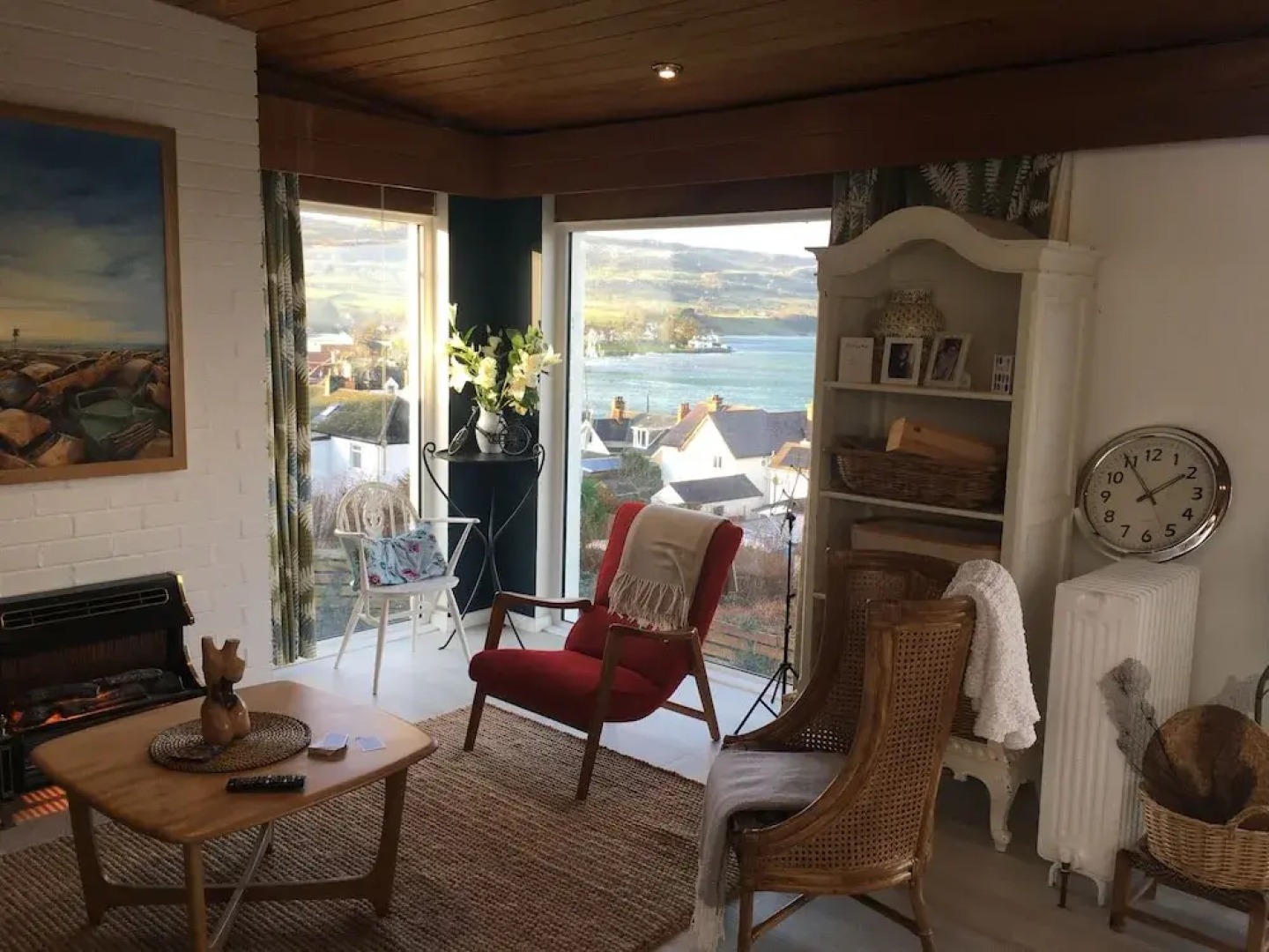 3 Bed Cottage - Sleeps 6 - Pets - Garden - Parking