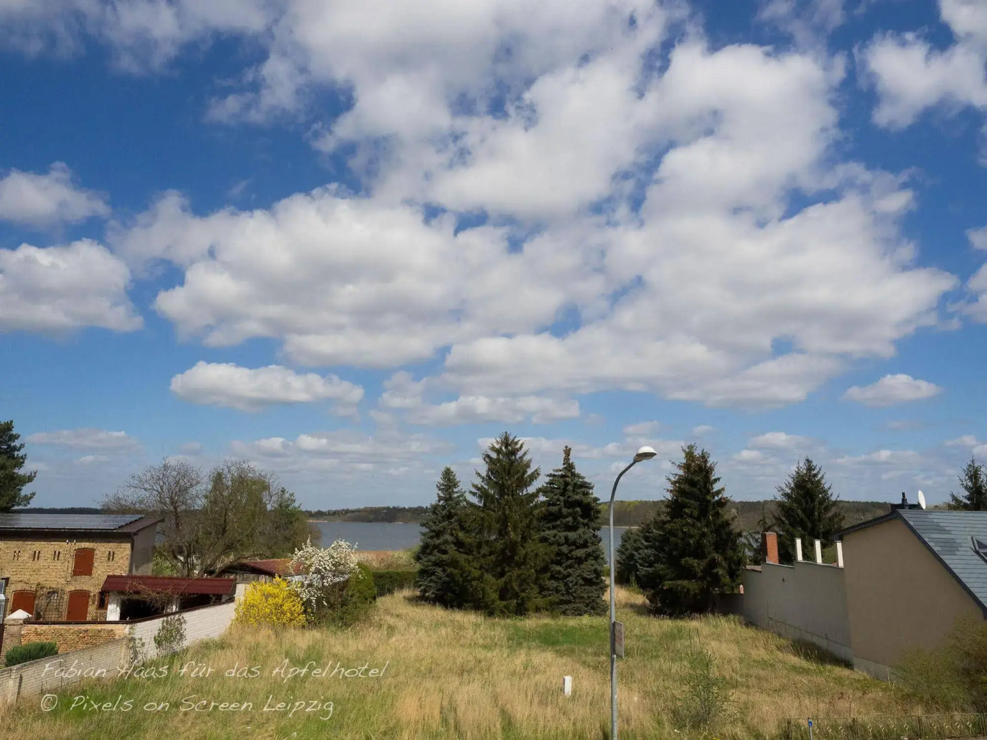 Apfelhotel mit Streusel